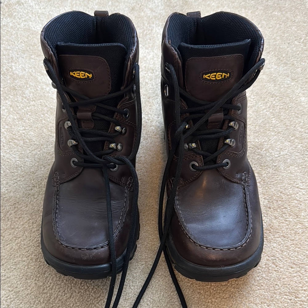 Keen Brown Leather Boots with Sturdy Design